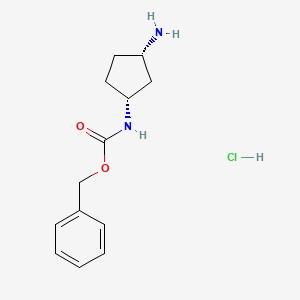 molecular formula C13H19ClN2O2 B1413088 Benzyl N-[(1R,3S)-3-aminocyclopentyl]-carbamate hydrochloride CAS No. 2034147-82-3