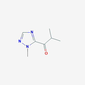 molecular formula C7H11N3O B1416115 2-甲基-1-(1-甲基-1H-1,2,4-三唑-5-基)丙烷-1-酮 CAS No. 959239-52-2