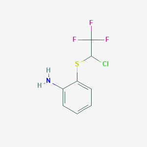 molecular formula C8H7ClF3NS B1416858 2-[(1-chloro-2,2,2-trifluoroethyl)sulfanyl]aniline CAS No. 949259-77-2