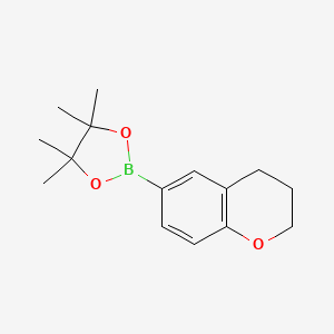 molecular formula C15H21BO3 B1417869 2-(Chroman-6-yl)-4,4,5,5-tetramethyl-1,3,2-dioxaborolane CAS No. 1002727-88-9