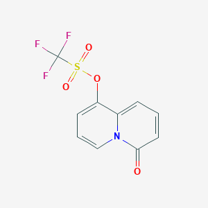 molecular formula C10H6F3NO4S B1419402 4-Oxo-4H-quinolizin-9-YL trifluoromethanesulfonate CAS No. 951624-00-3