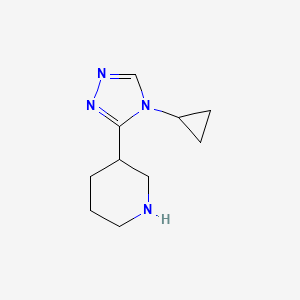 molecular formula C10H16N4 B1421831 3-(4-cyclopropyl-4H-1,2,4-triazol-3-yl)piperidine CAS No. 1250588-84-1