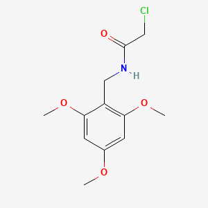 molecular formula C12H16ClNO4 B1422902 2-氯-N-[(2,4,6-三甲氧基苯基)甲基]乙酰胺 CAS No. 1306606-37-0