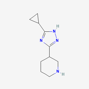 molecular formula C10H16N4 B1424998 3-(5-cyclopropyl-1H-1,2,4-triazol-3-yl)piperidine CAS No. 1250129-98-6