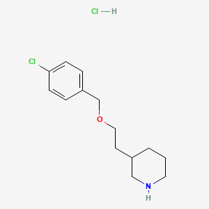 molecular formula C14H21Cl2NO B1426335 3-{2-[(4-Chlorobenzyl)oxy]ethyl}piperidine hydrochloride CAS No. 1220017-86-6