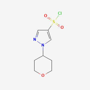 molecular formula C8H11ClN2O3S B1426917 1-(oxan-4-yl)-1H-pyrazole-4-sulfonyl chloride CAS No. 1340488-60-9