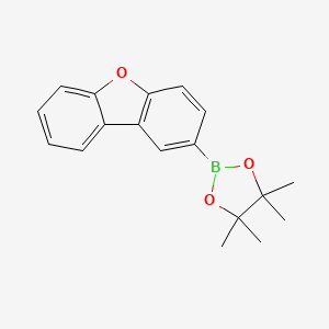 molecular formula C18H19BO3 B1428444 2-(4,4,5,5-tetramethyl-1,3,2-dioxaborolan-2-yl)Dibenzofuran CAS No. 947770-80-1
