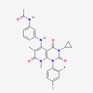 molecular formula C26H23FIN5O4 B1429255 N-(3-(3-cyclopropyl-1-(2-fluoro-4-iodophenyl)-6,8-dimethyl-2,4,7-trioxo-1,2,3,4,7,8-hexahydropyrido[2,3-d]pyrimidin-5-ylamino)phenyl)acetamide CAS No. 871700-25-3