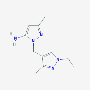 molecular formula C11H17N5 B1429621 1-[(1-乙基-3-甲基-1H-吡唑-4-基)甲基]-3-甲基-1H-吡唑-5-胺 CAS No. 1415719-57-1