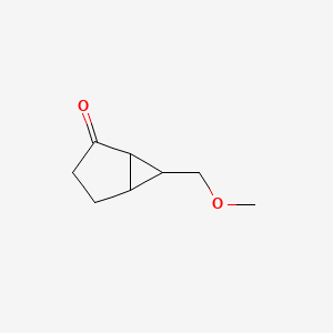 molecular formula C8H12O2 B1429891 6-(Methoxymethyl)bicyclo[3.1.0]hexan-2-one CAS No. 1803594-61-7