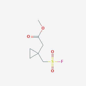 molecular formula C7H11FO4S B1431262 Methyl 2-{1-[(fluorosulfonyl)methyl]cyclopropyl}acetate CAS No. 1375472-96-0