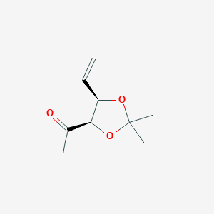 molecular formula C9H14O3 B1431298 1-((4R,5R)-2,2-dimethyl-5-vinyl-1,3-dioxolan-4-yl)ethanone CAS No. 1042237-51-3