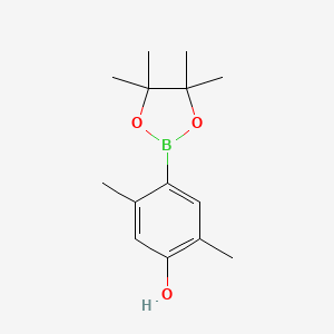 molecular formula C14H21BO3 B1431514 2,5-Dimethyl-4-(4,4,5,5-tetramethyl-1,3,2-dioxaborolan-2-yl)phenol CAS No. 1487353-52-5