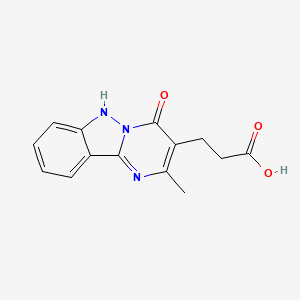 molecular formula C14H13N3O3 B1432023 3-(2-Methyl-4-oxo-1,4-dihydropyrimido[1,2-b]indazol-3-yl)propanoic acid CAS No. 1573547-48-4
