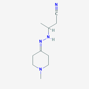 molecular formula C10H18N4 B1432180 3-[2-(1-Methylpiperidin-4-ylidene)hydrazin-1-yl]butanenitrile CAS No. 1375473-64-5