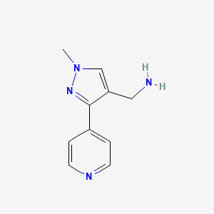 molecular formula C10H12N4 B1432459 (1-methyl-3-(pyridin-4-yl)-1H-pyrazol-4-yl)methanamine CAS No. 1517033-12-3
