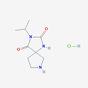 3-(Propan-2-yl)-1,3,7-triazaspiro[4.4]nonane-2,4-dione hydrochloride