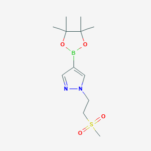 molecular formula C12H21BN2O4S B1433349 1-(2-(methylsulfonyl)ethyl)-4-(4,4,5,5-tetramethyl-1,3,2-dioxaborolan-2-yl)-1H-pyrazole CAS No. 1339892-52-2