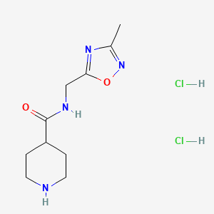 molecular formula C10H18Cl2N4O2 B1433399 N-[(3-methyl-1,2,4-oxadiazol-5-yl)methyl]piperidine-4-carboxamide dihydrochloride CAS No. 1426290-15-4