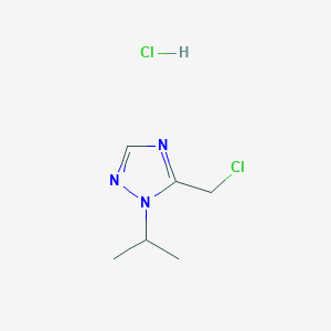 molecular formula C6H11Cl2N3 B1433608 5-(chloromethyl)-1-(propan-2-yl)-1H-1,2,4-triazole hydrochloride CAS No. 1803598-82-4