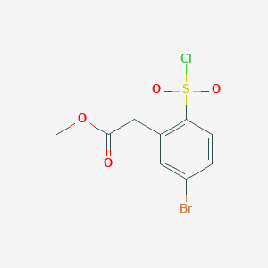 Methyl 2-[5-bromo-2-(chlorosulfonyl)phenyl]acetate