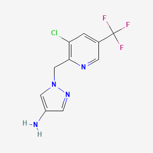 molecular formula C10H8ClF3N4 B1434360 1-{[3-chloro-5-(trifluoromethyl)pyridin-2-yl]methyl}-1H-pyrazol-4-amine CAS No. 1644602-68-5