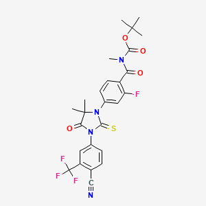 molecular formula C26H24F4N4O4S B1436027 Tert-butyl (4-(3-(4-cyano-3-(trifluoromethyl)phenyl)-5,5-dimethyl-4-oxo-2-thioxoimidazolidin-1-yl)-2-fluorobenzoyl)(methyl)carbamate CAS No. 2119574-94-4