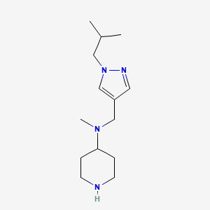 molecular formula C14H26N4 B1436376 N-((1-异丁基-1H-吡唑-4-基)甲基)-N-甲基哌啶-4-胺 CAS No. 2140316-96-5