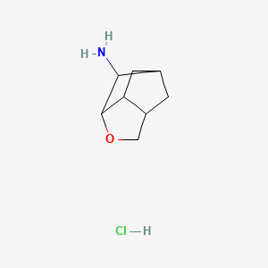 molecular formula C8H14ClNO B1436460 4-Oxatricyclo[4.2.1.0,3,7]nonan-2-amine hydrochloride CAS No. 2060024-80-6
