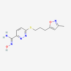molecular formula C12H15N5O2S B1436714 N'-Hydroxy-6-((3-(3-methylisoxazol-5-yl)propyl)thio)pyridazine-3-carboximidamide CAS No. 1105194-47-5