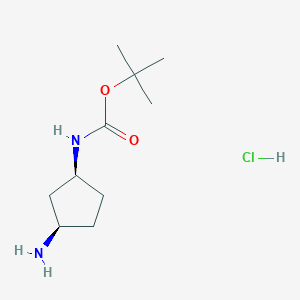 molecular formula C10H21ClN2O2 B1436936 tert-Butyl ((1S,3R)-rel-3-aminocyclopentyl)carbamate hydrochloride CAS No. 1627181-42-3