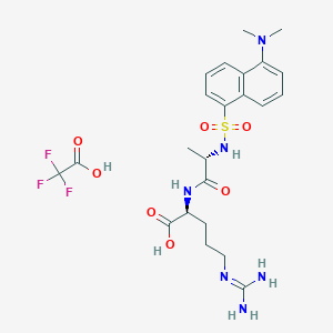 molecular formula C23H31F3N6O7S B1436993 (2S)-5-(diaminomethylideneamino)-2-[[(2S)-2-[[5-(dimethylamino)naphthalen-1-yl]sulfonylamino]propanoyl]amino]pentanoic acid;2,2,2-trifluoroacetic acid CAS No. 87687-46-5