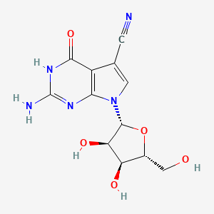 molecular formula C12H13N5O5 B1437420 2-Amino-7-((2R,3R,4S,5R)-3,4-dihydroxy-5-(hydroxymethyl)tetrahydrofuran-2-yl)-4-oxo-4,7-dihydro-3H-pyrrolo[2,3-d]pyrimidine-5-carbonitrile CAS No. 61210-21-7