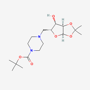 molecular formula C17H30N2O6 B1439463 tert-Butyl 4-{[(3aR,5R,6S,6aR)-6-hydroxy-2,2-dimethyl-tetrahydro-2H-furo[2,3-d][1,3]dioxol-5-yl]methyl}piperazine-1-carboxylate CAS No. 1212660-14-4