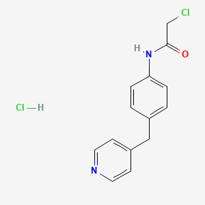 2-chloro-N-[4-(pyridin-4-ylmethyl)phenyl]acetamide hydrochloride
