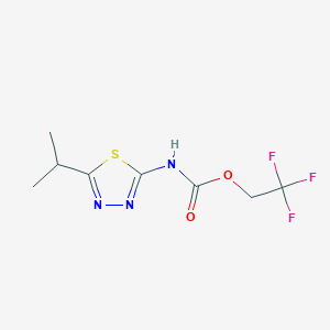 2,2,2-trifluoroethyl N-[5-(propan-2-yl)-1,3,4-thiadiazol-2-yl]carbamate