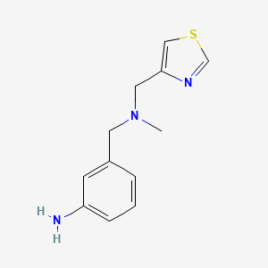 molecular formula C12H15N3S B1440546 3-{[Methyl(1,3-thiazol-4-ylmethyl)amino]methyl}aniline CAS No. 1251200-06-2