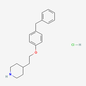 molecular formula C20H26ClNO B1440792 4-[2-(4-Benzylphenoxy)ethyl]piperidine hydrochloride CAS No. 158550-36-8