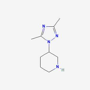 molecular formula C9H16N4 B1443419 3-(二甲基-1H-1,2,4-三唑-1-基)哌啶 CAS No. 1249679-72-8