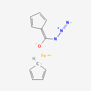 molecular formula C11H9FeN3O B1443690 Iron(2+) azido(cyclopenta-2,4-dien-1-ylidene)methanolate cyclopenta-2,4-dien-1-ide (1/1/1) CAS No. 1273-85-4