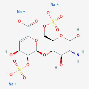 molecular formula C12H16NNa3O16S2 B1443876 trisodium;(2R,3R,4S)-2-[(2R,3S,4R,5R)-5-amino-4,6-dihydroxy-2-(sulfonatooxymethyl)oxan-3-yl]oxy-4-hydroxy-3-sulfonatooxy-3,4-dihydro-2H-pyran-6-carboxylate CAS No. 136098-04-9