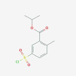 Propan-2-yl 5-(chlorosulfonyl)-2-methylbenzoate