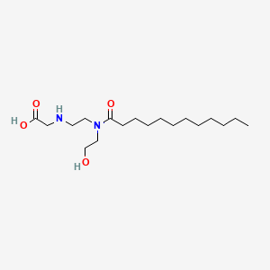 molecular formula C18H36N2O4 B14443197 N-{2-[Dodecanoyl(2-hydroxyethyl)amino]ethyl}glycine CAS No. 74974-29-1