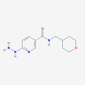 B1445090 6-hydrazinyl-N-((tetrahydro-2H-pyran-4-yl)methyl)nicotinamide CAS No. 1344381-64-1