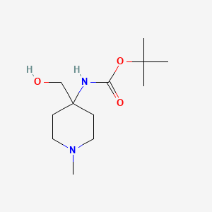 molecular formula C12H24N2O3 B1446723 叔丁基 N-[4-(羟甲基)-1-甲基哌啶-4-基]氨基甲酸酯 CAS No. 1630906-32-9