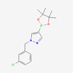 molecular formula C16H20BClN2O2 B1446935 1-[(3-Chlorophenyl)methyl]-4-(4,4,5,5-tetramethyl-1,3,2-dioxaborolan-2-yl)pyrazole CAS No. 1415825-07-8