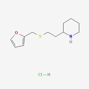 molecular formula C12H20ClNOS B1447672 2-(2-[(Furan-2-ylmethyl)sulfanyl]ethyl)piperidine hydrochloride CAS No. 1864052-76-5