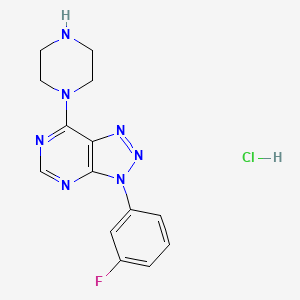 molecular formula C14H15ClFN7 B1448287 3-(3-氟苯基)-7-哌嗪-1-基-3H-[1,2,3]三唑并[4,5-d]嘧啶盐酸盐 CAS No. 1177349-25-5