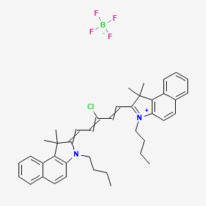 molecular formula C41H46BClF4N2 B1450387 3-butyl-2-((1E,3Z,5E)-5-(3-butyl-1,1-dimethyl-1,3-dihydro-2H-benzo[e]indol-2-ylidene)-3-chloropenta-1,3-dien-1-yl)-1,1-dimethyl-1H-benzo[e]indol-3-ium tetrafluoroborate CAS No. 354540-15-1