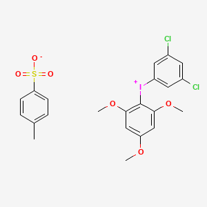 molecular formula C22H21Cl2IO6S B1450708 (3,5-Dichlorophenyl)(2,4,6-trimethoxyphenyl)iodonium p-toluenesulfonate CAS No. 1868173-25-4